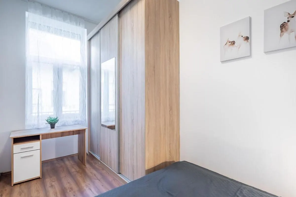 Star House In The City Budapest Apartment